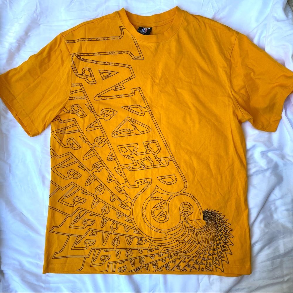 NWOT Los Angeles Lakers Tee XL